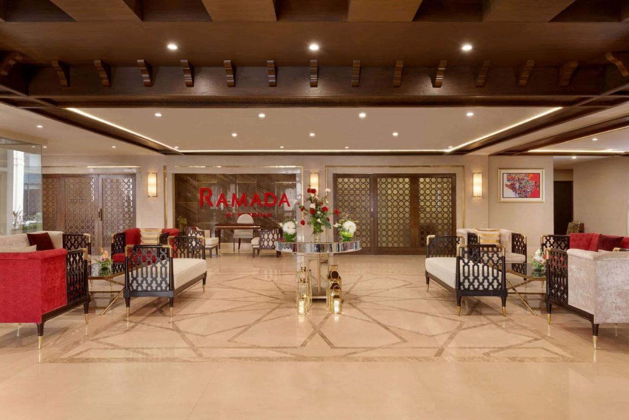 Ramada By Wyndham Lahore Gulberg II Hotel Exterior foto